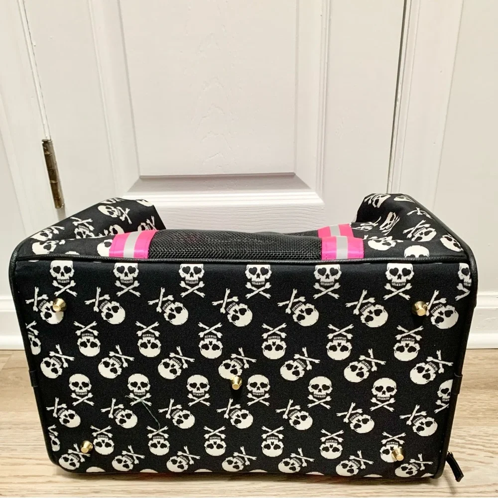 Betsey Johnson Skull Pet Carrier Black & Pink Small Dogs & Cats to 16 lbs NEW